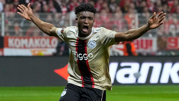 Ajax star Mohammed Kudus is catching the eye of Manchester United boss Erik ten Hag