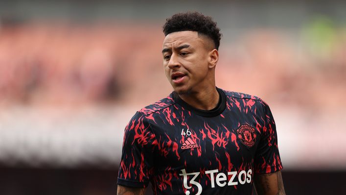 Nottingham Forest and West Ham are battling it out for free agent Jesse Lingard