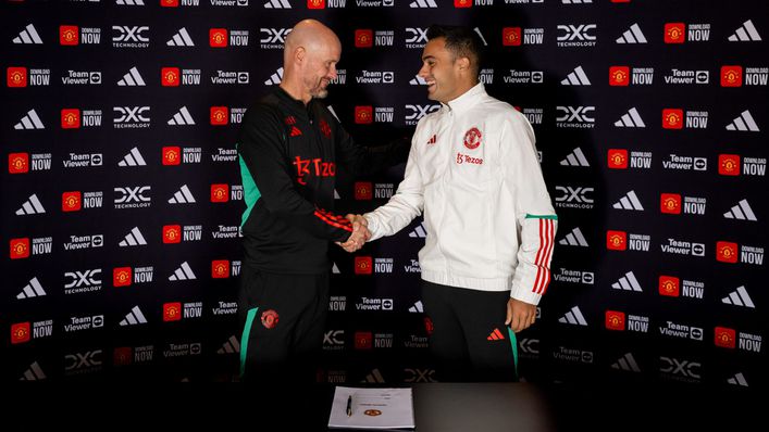 Erik ten Hag welcomes Sergio Reguilon to Manchester United