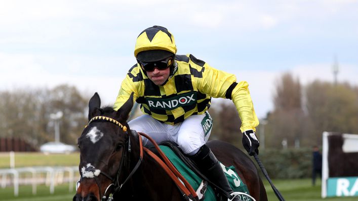Shishkin will be looking to put in another strong performance at Sandown on Saturday