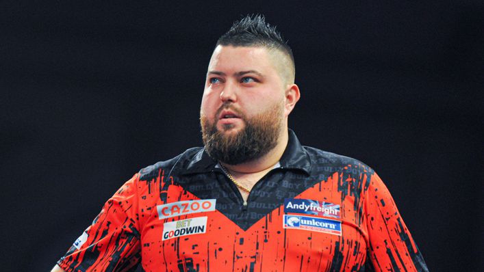 Michael Smith's heavy scoring could help him keep pace with Michael van Gerwen