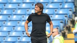 Napoli boss Antonio Conte will hope his team can maintain their Serie A title charge at Fiorentina's expense