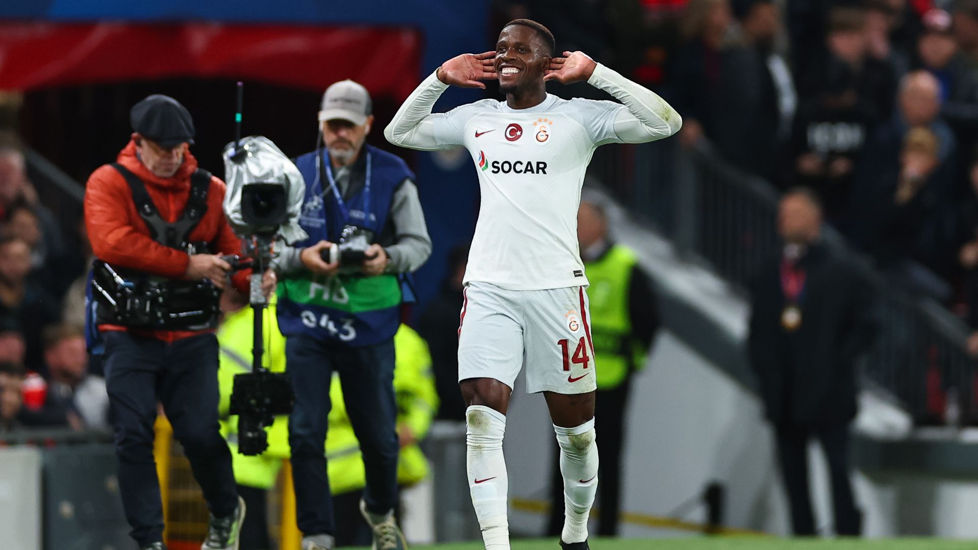 Five Talking Points As Galatasaray Stun Manchester United In The ...