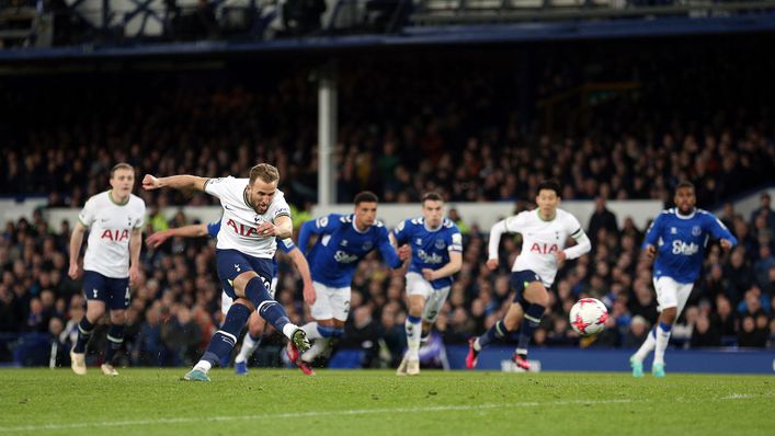 Harry Kane scored in Tottenham's 1-1 draw with Everton on Monday night