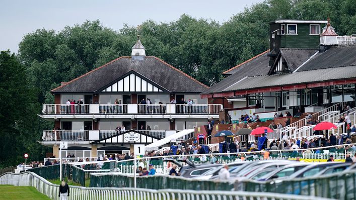 Pontefract racecourse hosts a seven-race card on Tuesday