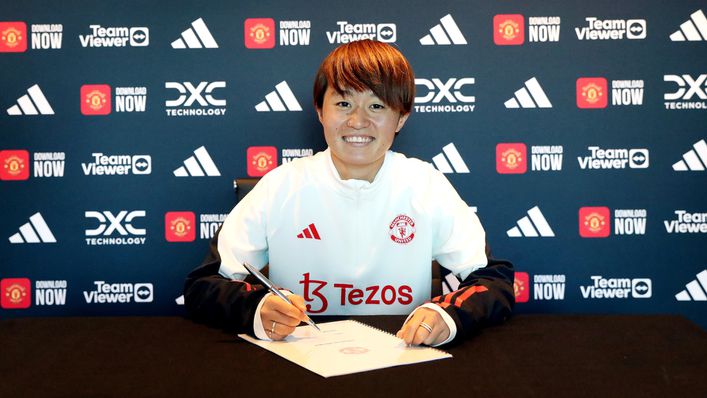 Manchester United have signed Hinata Miyazawa
