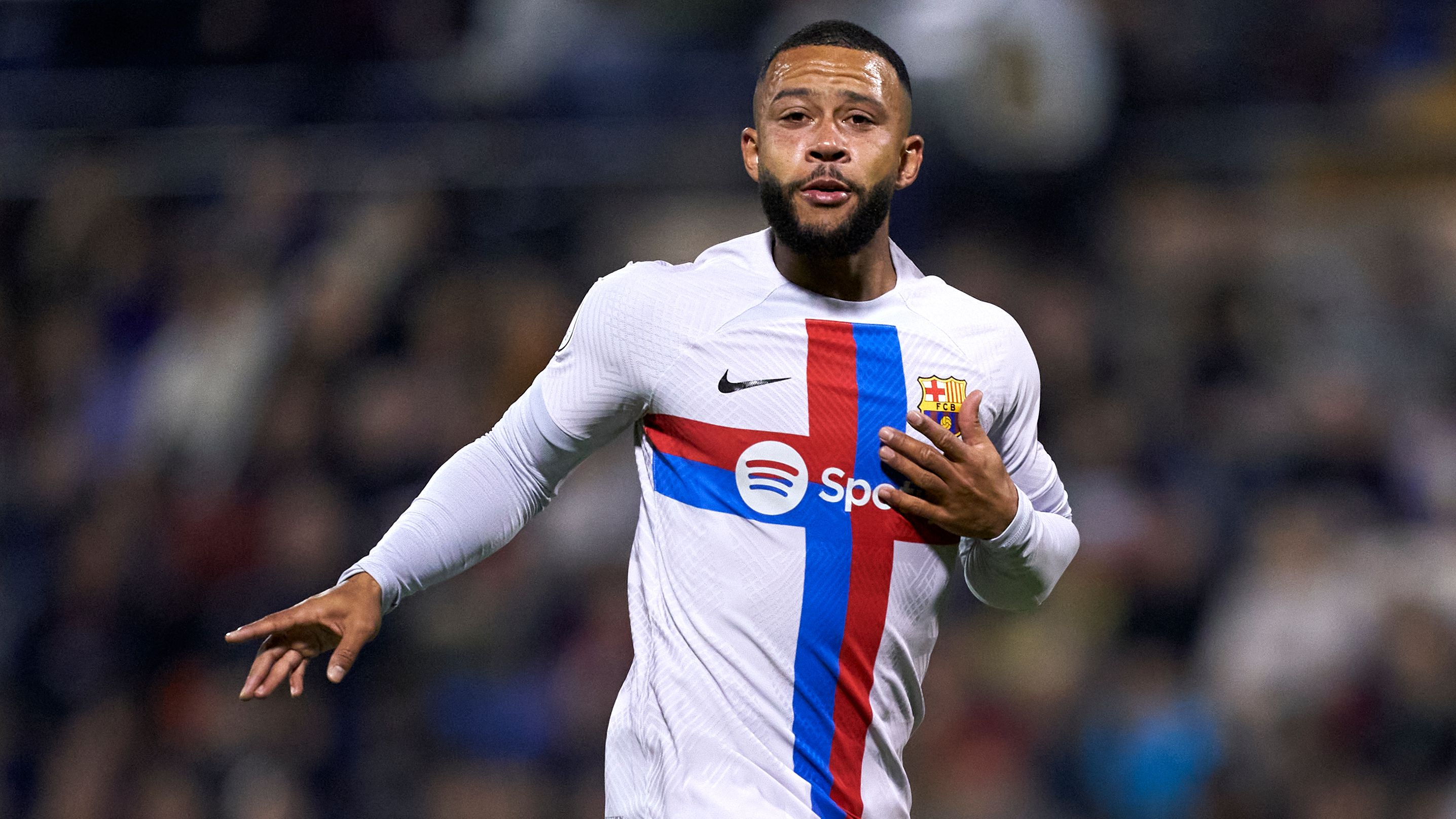 Memphis Depay 'receives offer' for Premier League return as Man