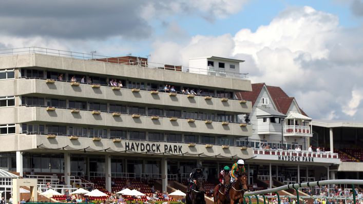 Haydock Park hosts seven races on Sunday