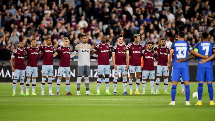 Both teams paid their respects before kick-off at the London Stadium