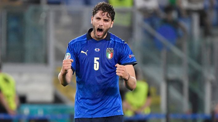Arsenal and Juventus are battling to sign Sassuolo star Manuel Locatelli