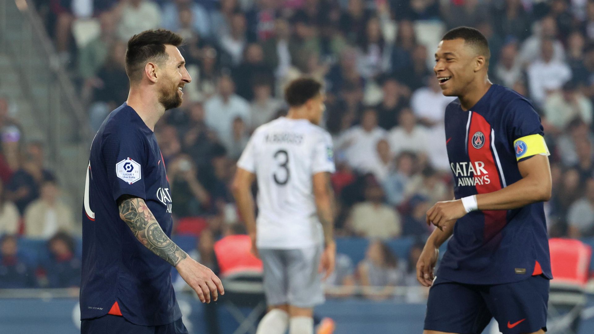 Lionel Messi Dons Number 10 Jersey Once Again! Here's Why Argentine Wore  Neymar's Number During PSG vs Nice French Cup 2021-22