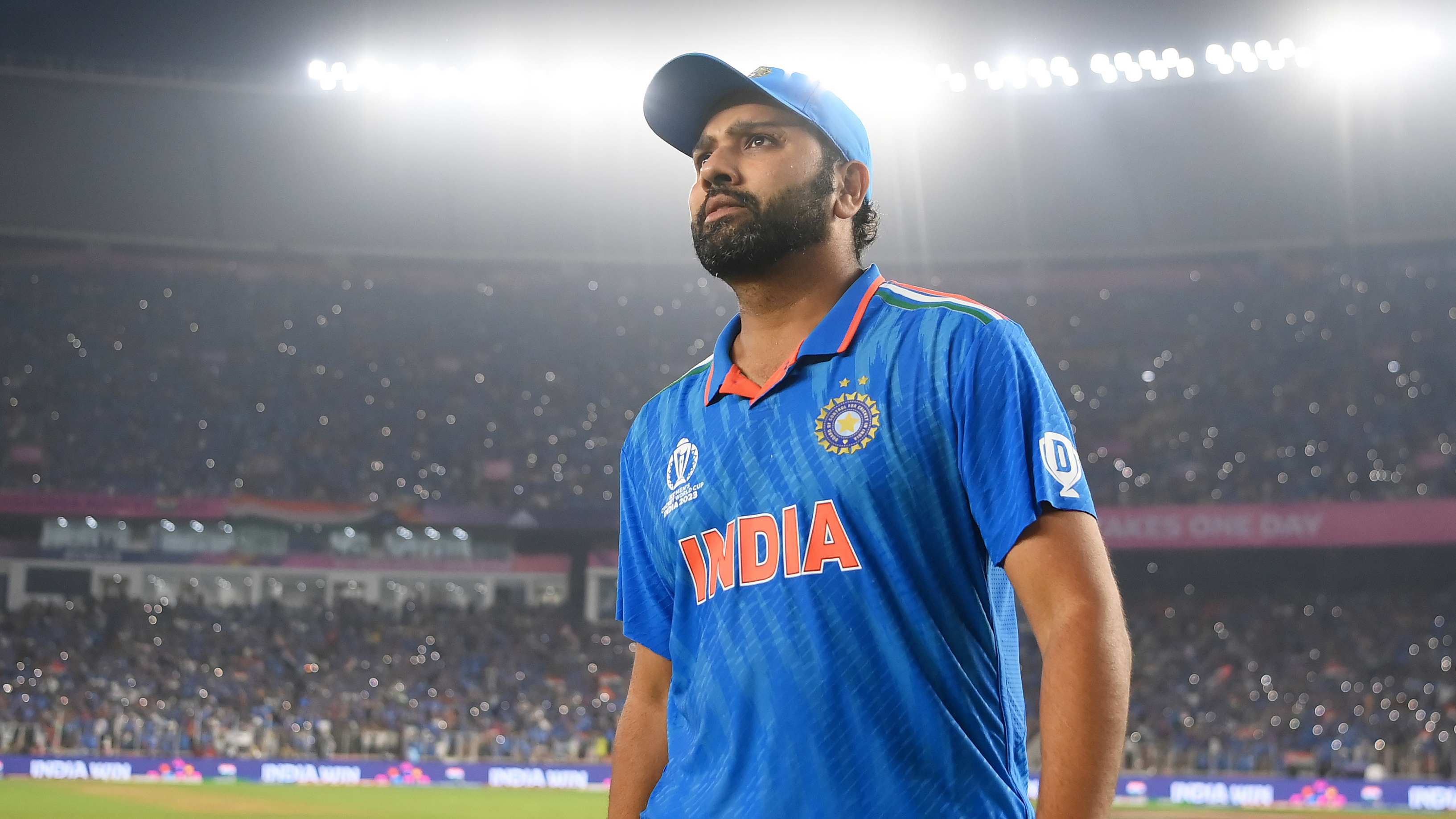 Rohit Sharma hails his bowling unit after India hammer Pakistan | LiveScore