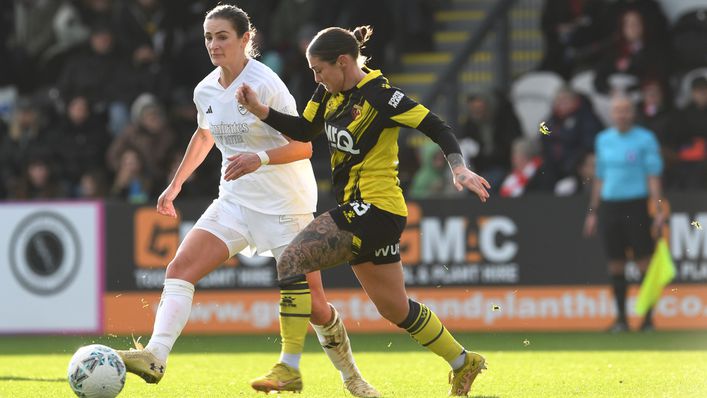 Emily Fox settled in quickly as she helped Arsenal beat Watford on her debut