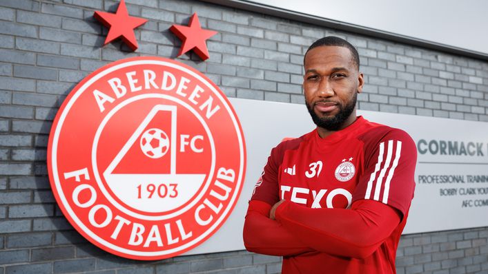 Junior Hoilett has signed a short-term deal with Aberdeen