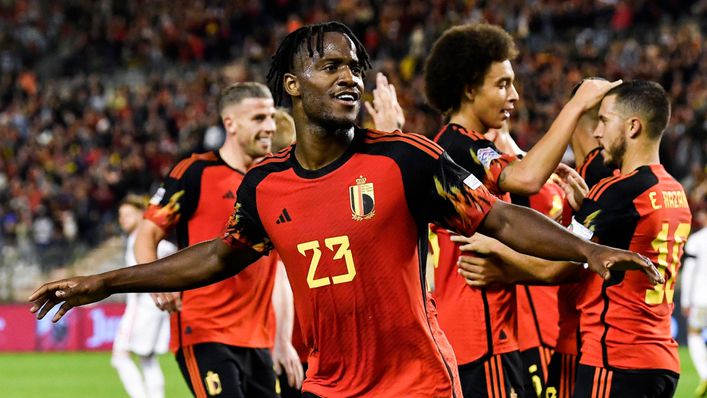 Michy Batshuayi will likely have to lead the line with Romelu Lukaku an injury doubt