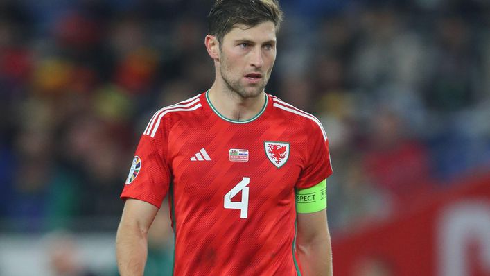 Ben Davies will captain Wales in Armenia in the absence of the injured Aaron Ramsey.