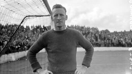 Ron Baynham was believed to be England's oldest living player