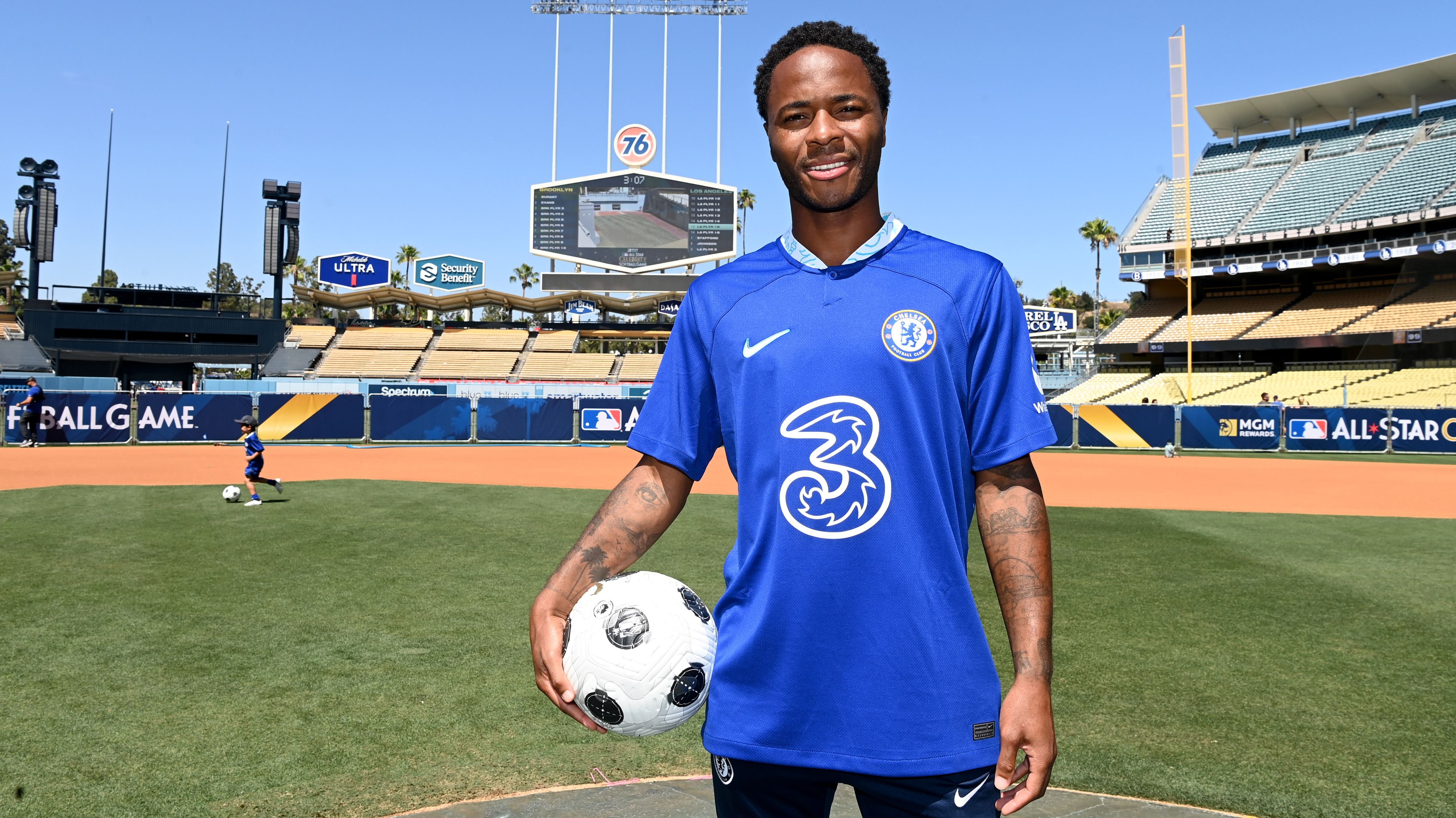 Raheem Sterling to Chelsea: England forward might be underrated