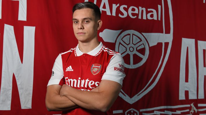 Leandro Trossard has joined Arsenal after falling out with Brighton boss Roberto De Zerbi
