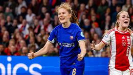 Sjoeke Nuksen was Chelsea's star in Amsterdam