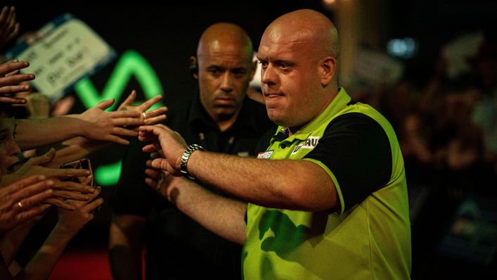 Michael van Gerwen took down Michael Smith in the semi-finals