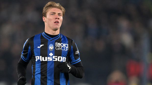 Transfer Talk: Gunners plot swoop for 'next Haaland' Hojlund