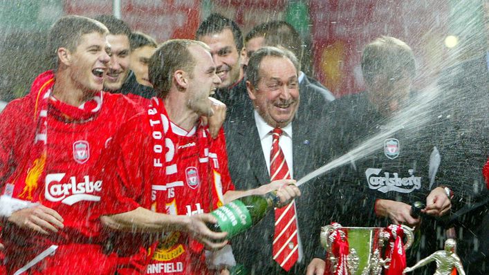 2003年丹尼·墨菲随利物浦夺得联赛杯冠军