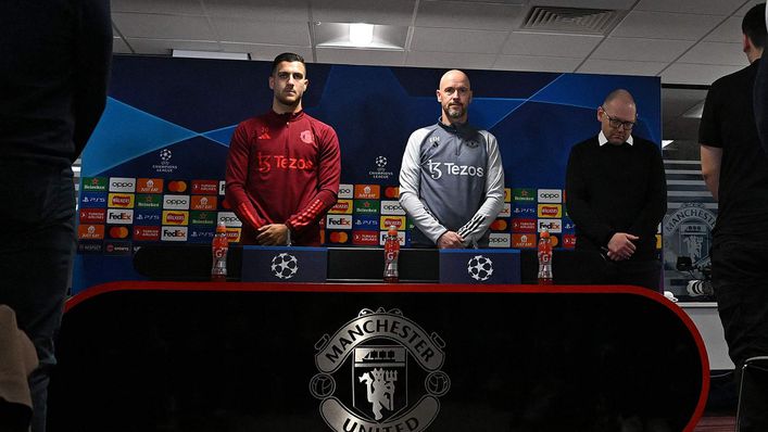 Manchester United paid respsect to the late Sir Bobby Charlton at their Tuesday press conference