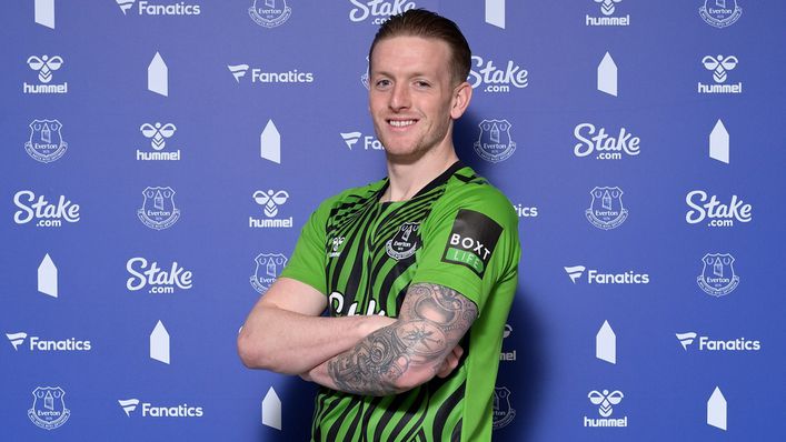 Jordan Pickford has extended his stay at Goodison Park