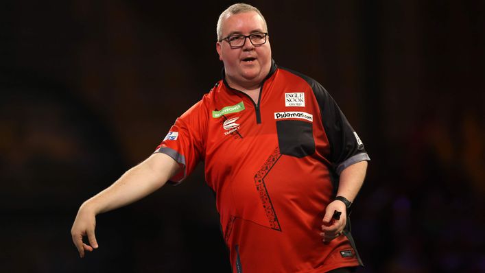 Stephen Bunting is into the third round of the World Darts Championship