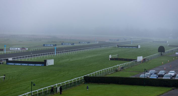 Kempton stages seven races on Saturday