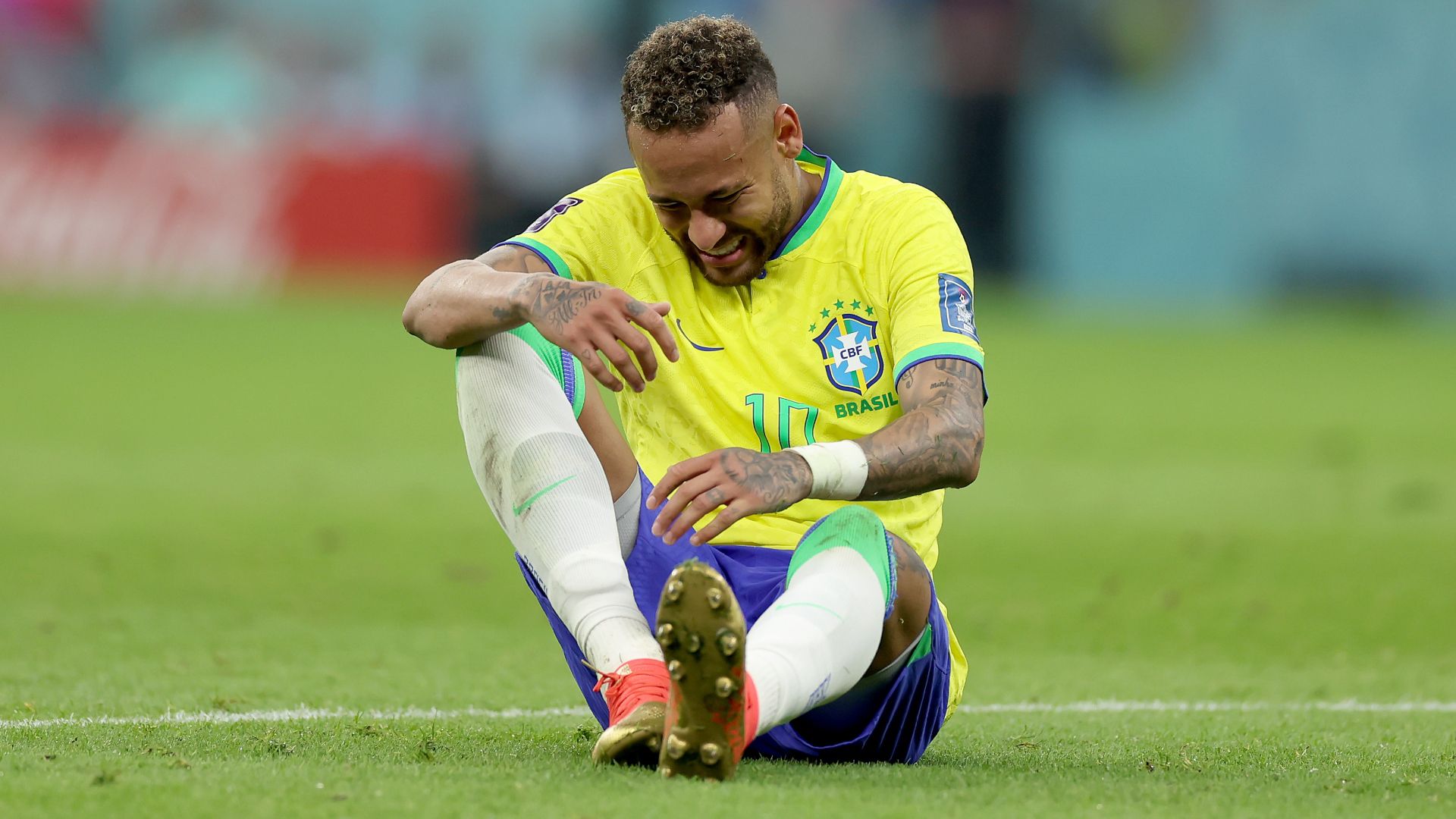Brasiliens Star Neymar wurde wegen einer Knöchelverletzung von einem Spiel gegen die Schweiz ausgeschlossen