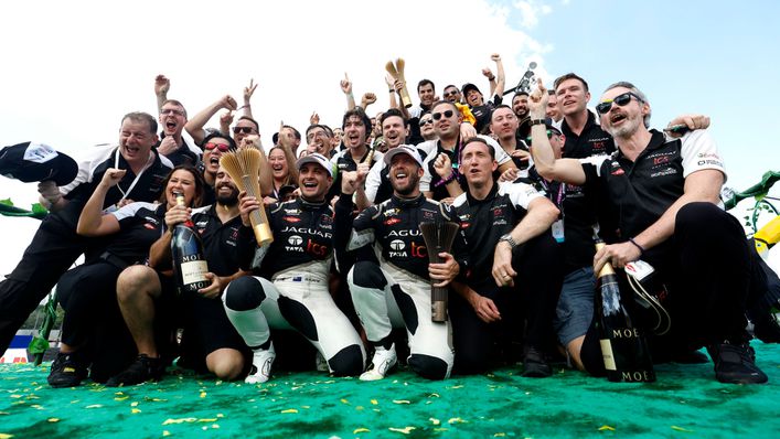 Jaguar TCS Racing celebrate Mitch Evans' win at the inaugural Sao Paulo E-Prix