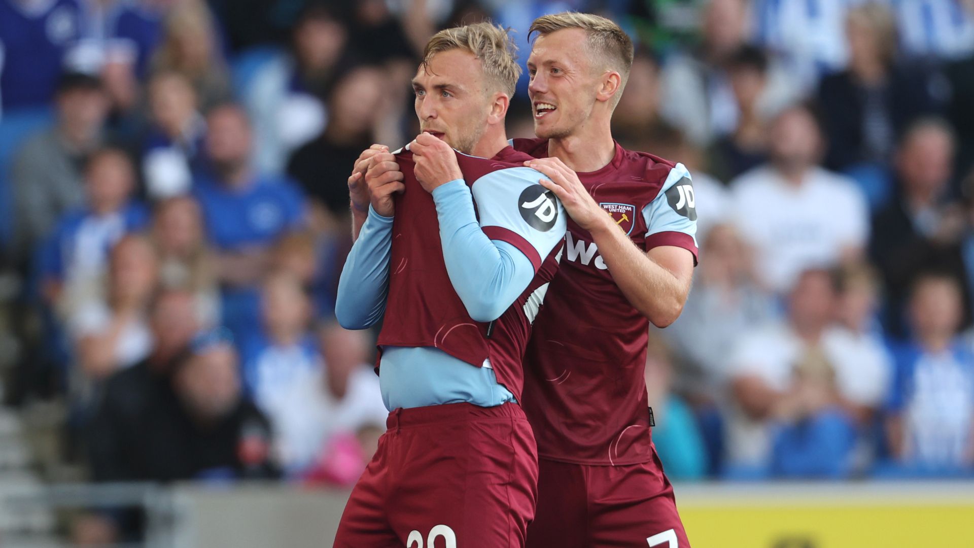 West Ham top table after impressive win at Brighton