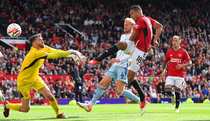 Manchester United fought from behind to beat Nottingham Forest