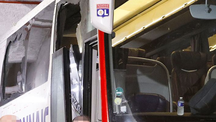 The windows of Lyon's bus were smashed following the attack