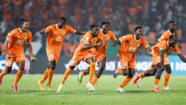 Ivory Coast celebrate their penalty shootout win over Senegal