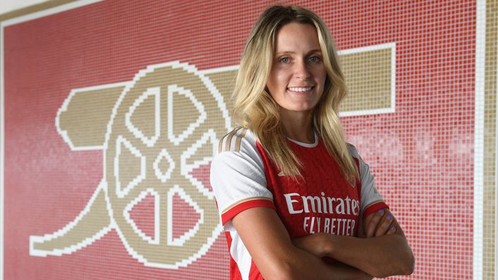 Canadian forward Cloe Lacasse joined Arsenal from Benfica