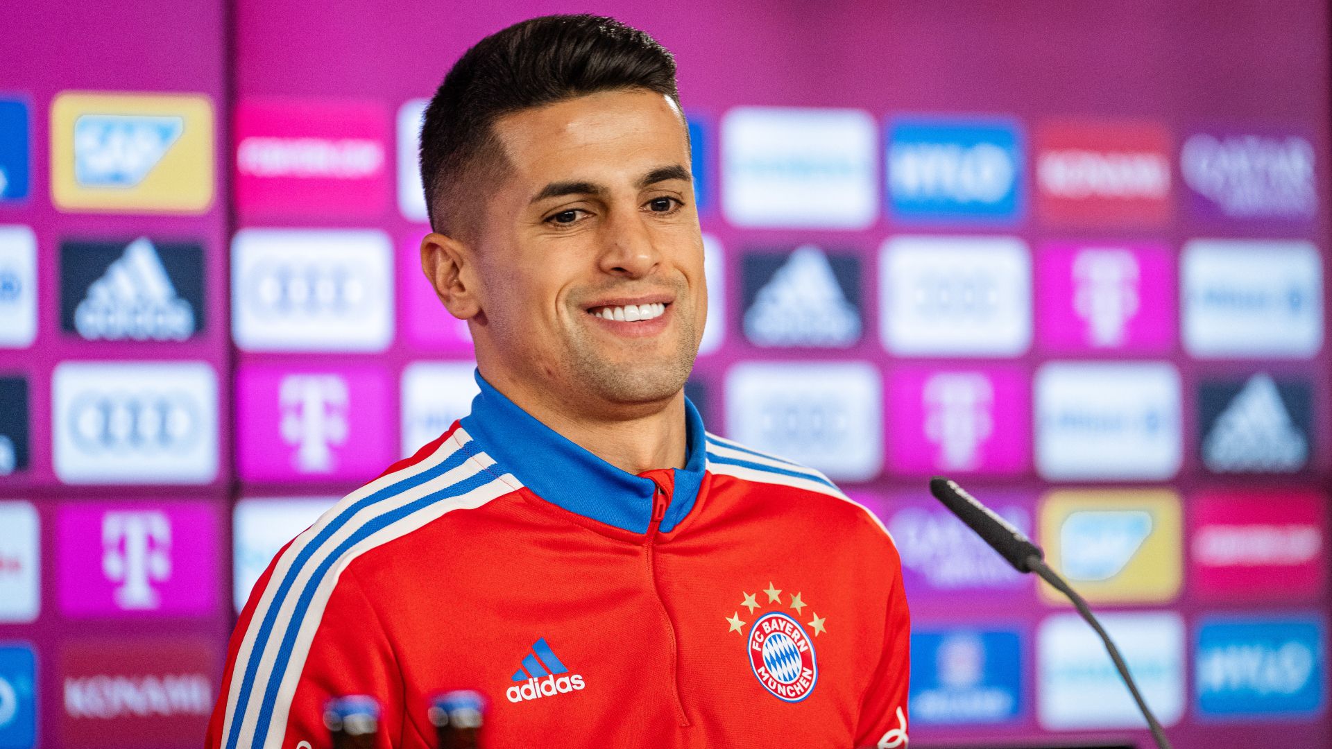 Joao Cancelo Makes Bayern Munich Loan Switch As Manchester City Offload Portuguese Defender 4595